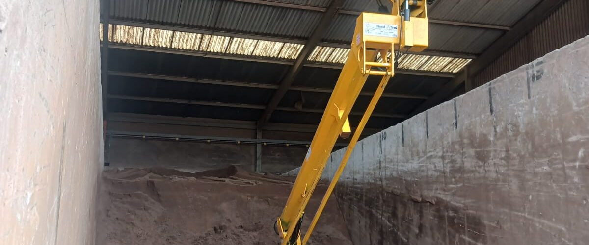 Cherry picker aa cranes 1200x500